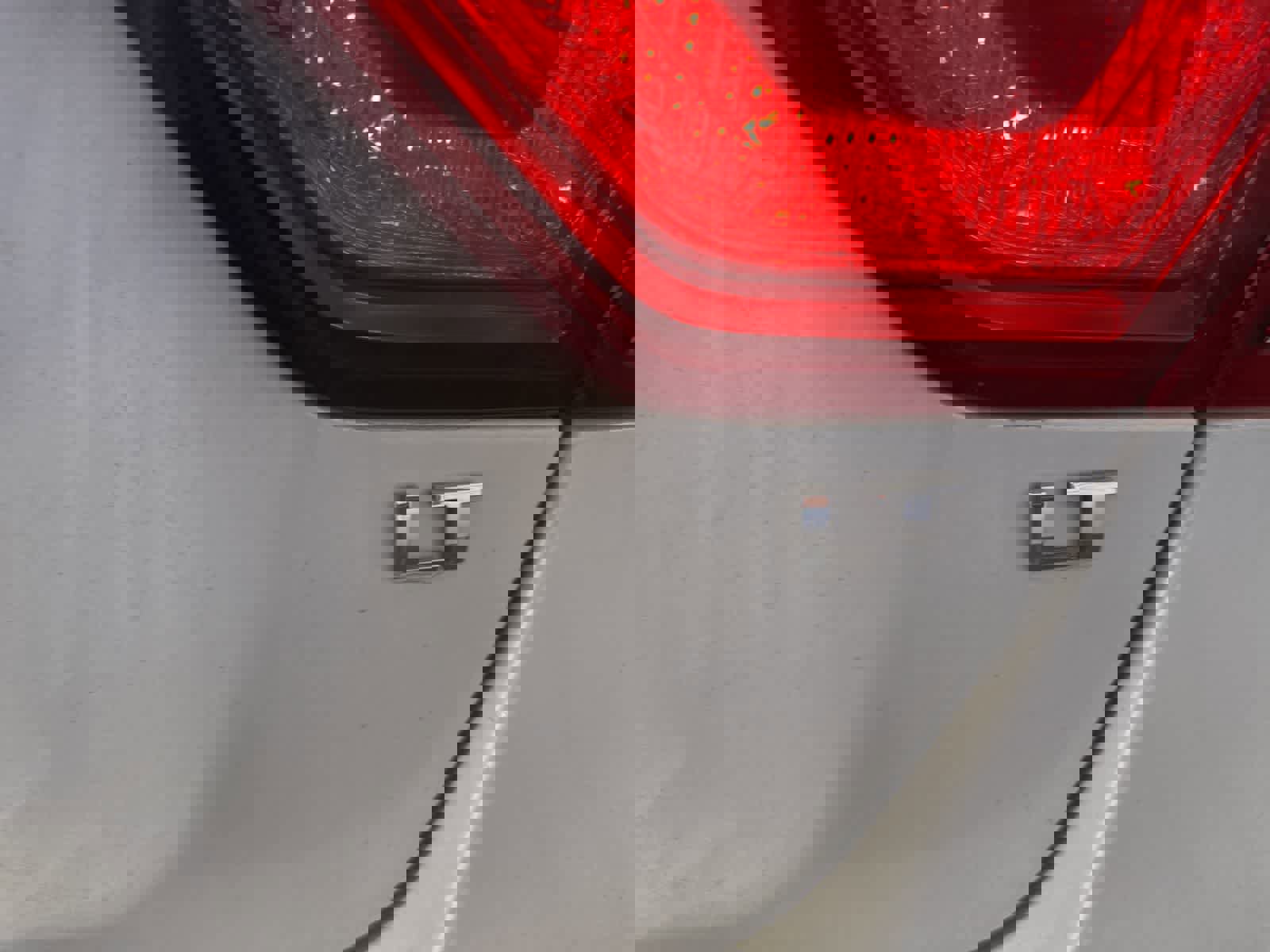 Used 2016 Chevrolet Impala LT image 13