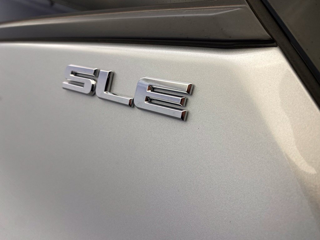 Used 2020 GMC Terrain SLE w/ Driver Convenience Package FWD image 25