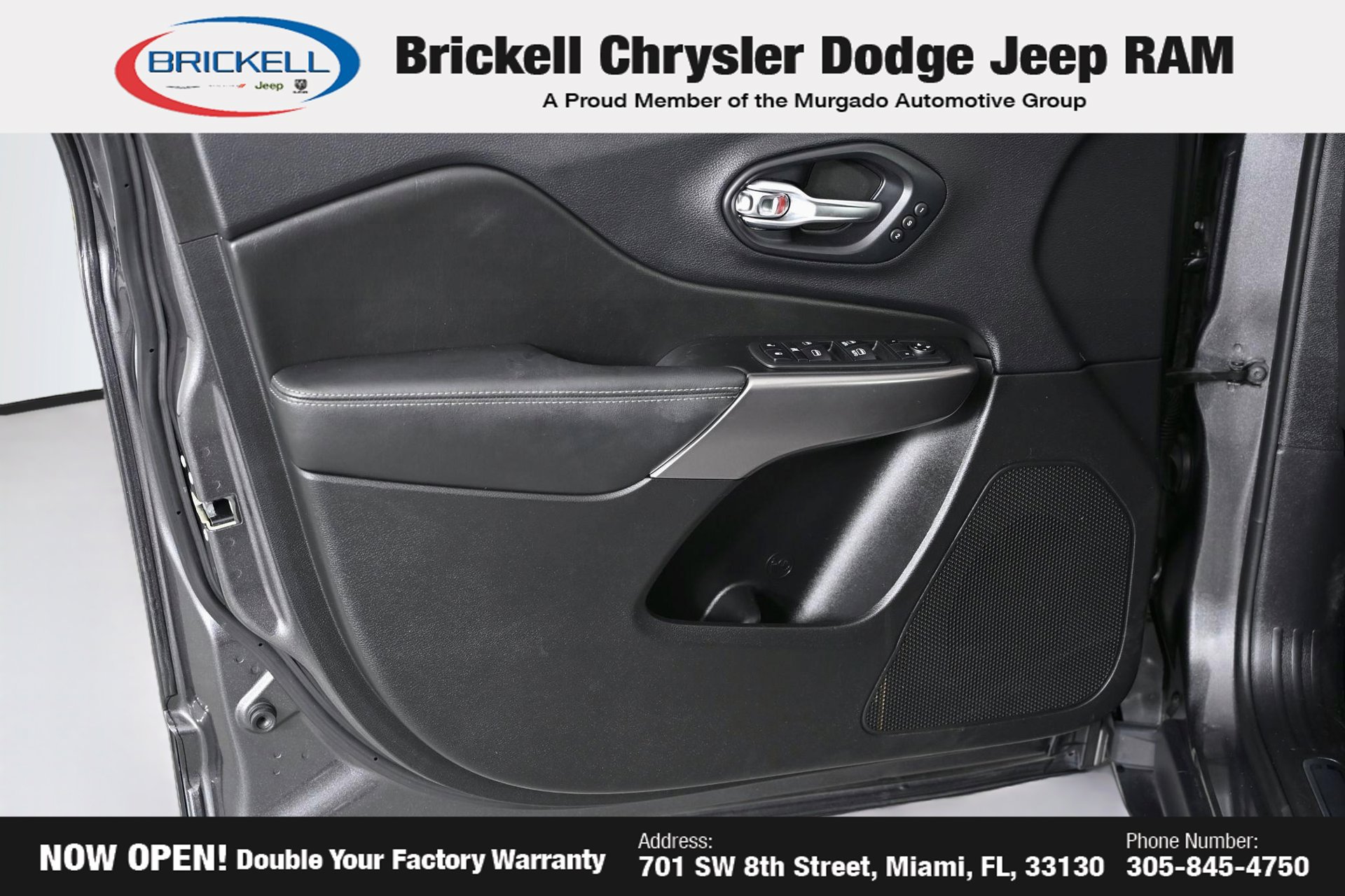 Used 2019 Jeep Cherokee Limited FWD image 22