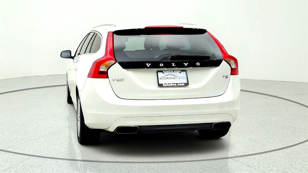 Used 2015 Volvo V60 T5 Premier FWD image 6