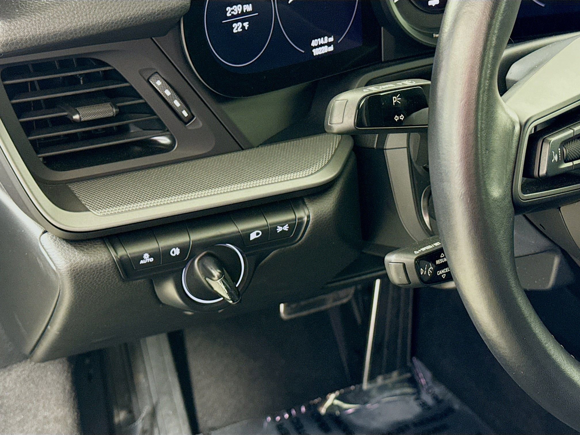 Certified 2024 Porsche 911 Carrera 4 image 14