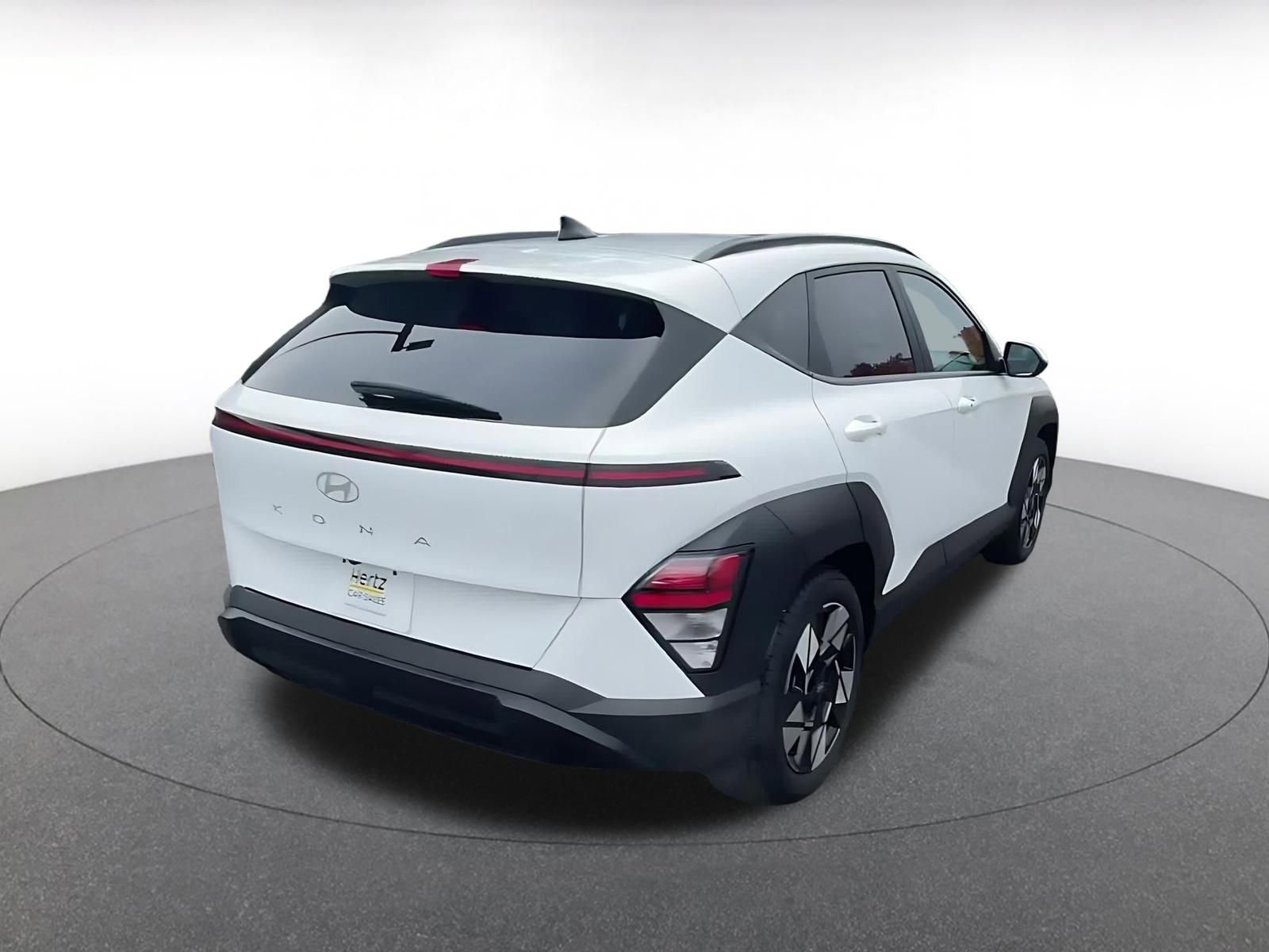 Used 2025 Hyundai Kona SEL image 14