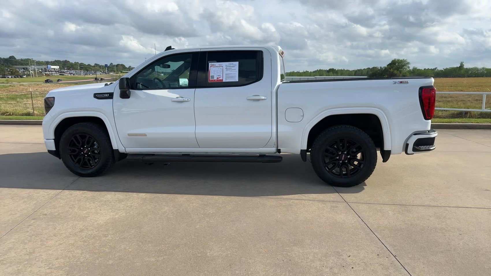 Used 2024 GMC Sierra 1500 Elevation w/ X31 Off-Road Package AWD/4WD image 6