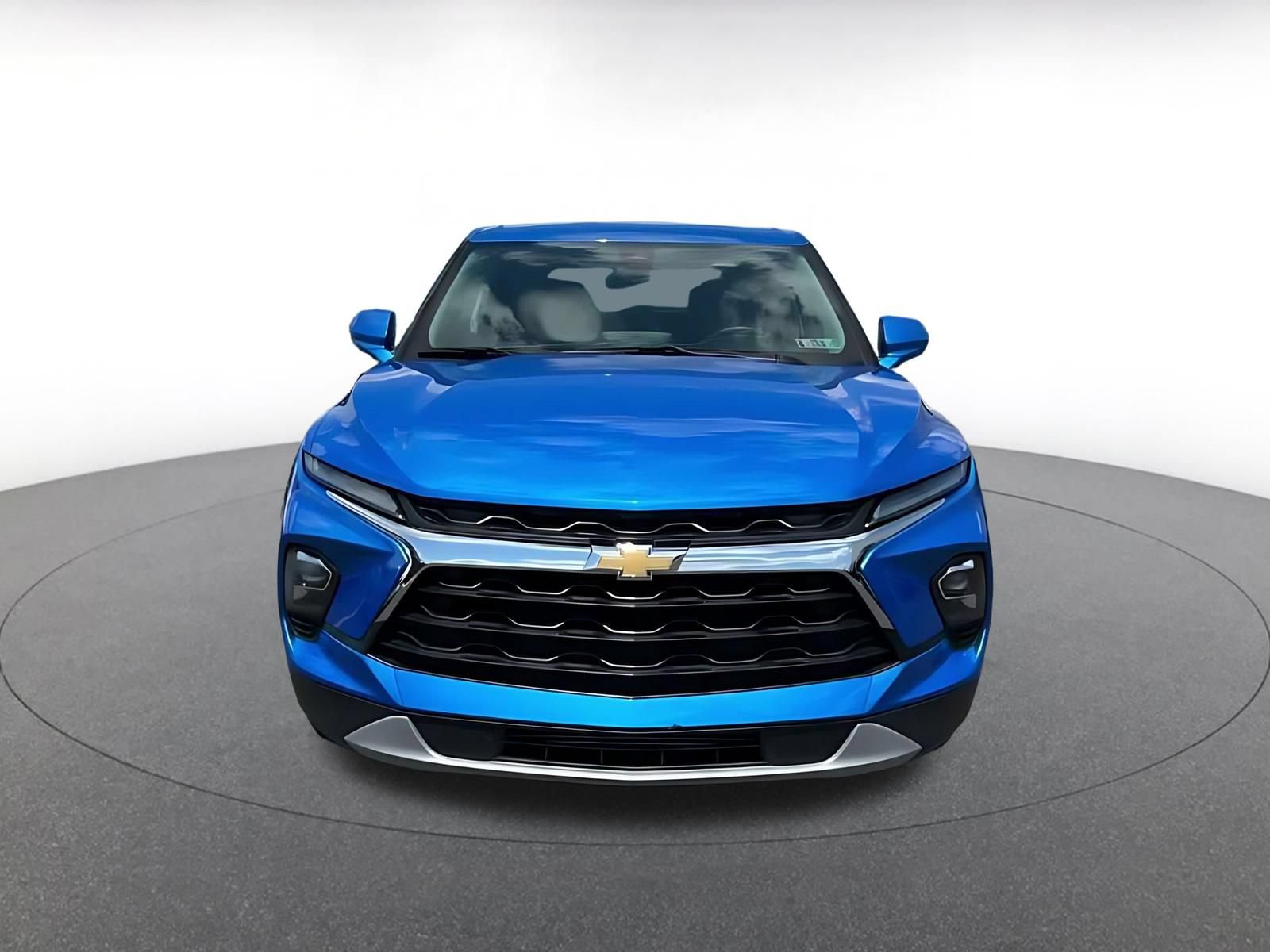 Used 2026 Chevrolet Blazer LT FWD image 4
