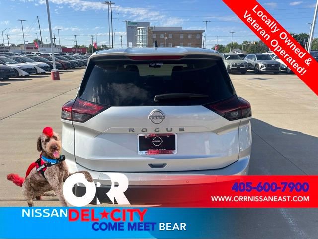 Used 2024 Nissan Rogue S FWD image 4