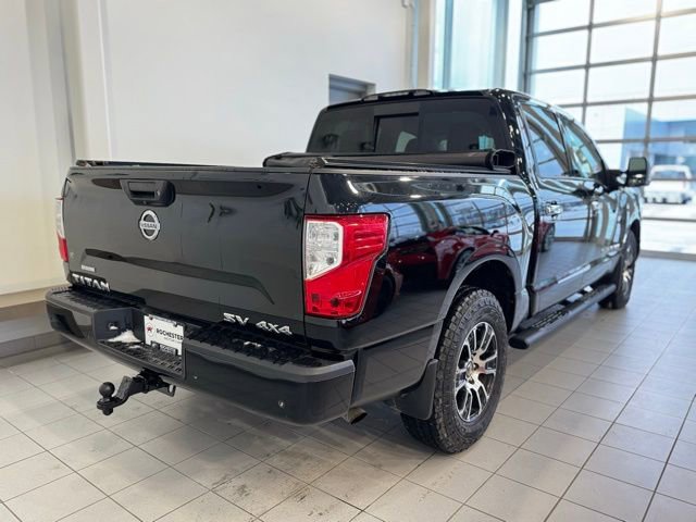 Used 2020 Nissan Titan SV image 38