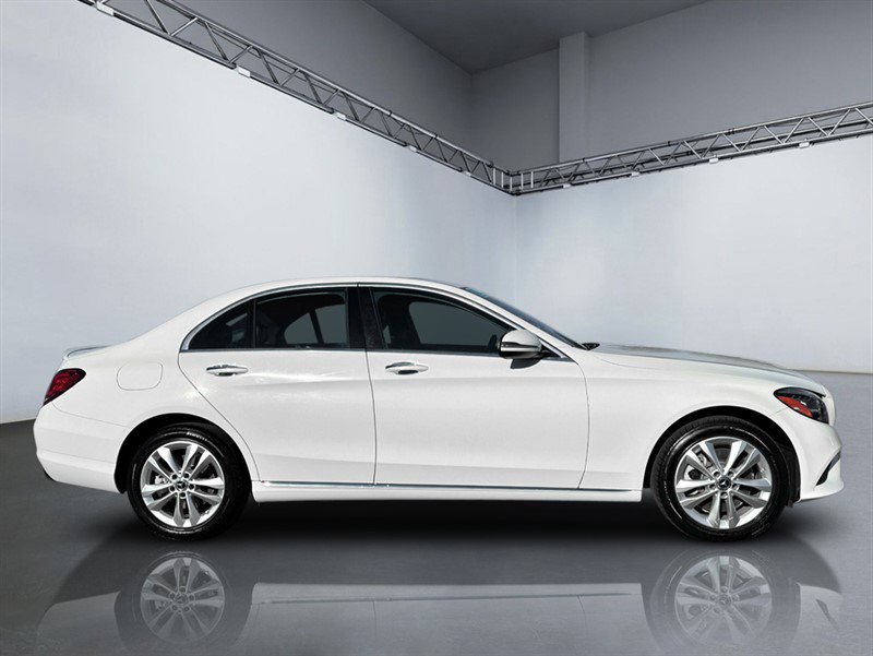 Used 2019 Mercedes-Benz C 300 4MATIC Sedan image 2