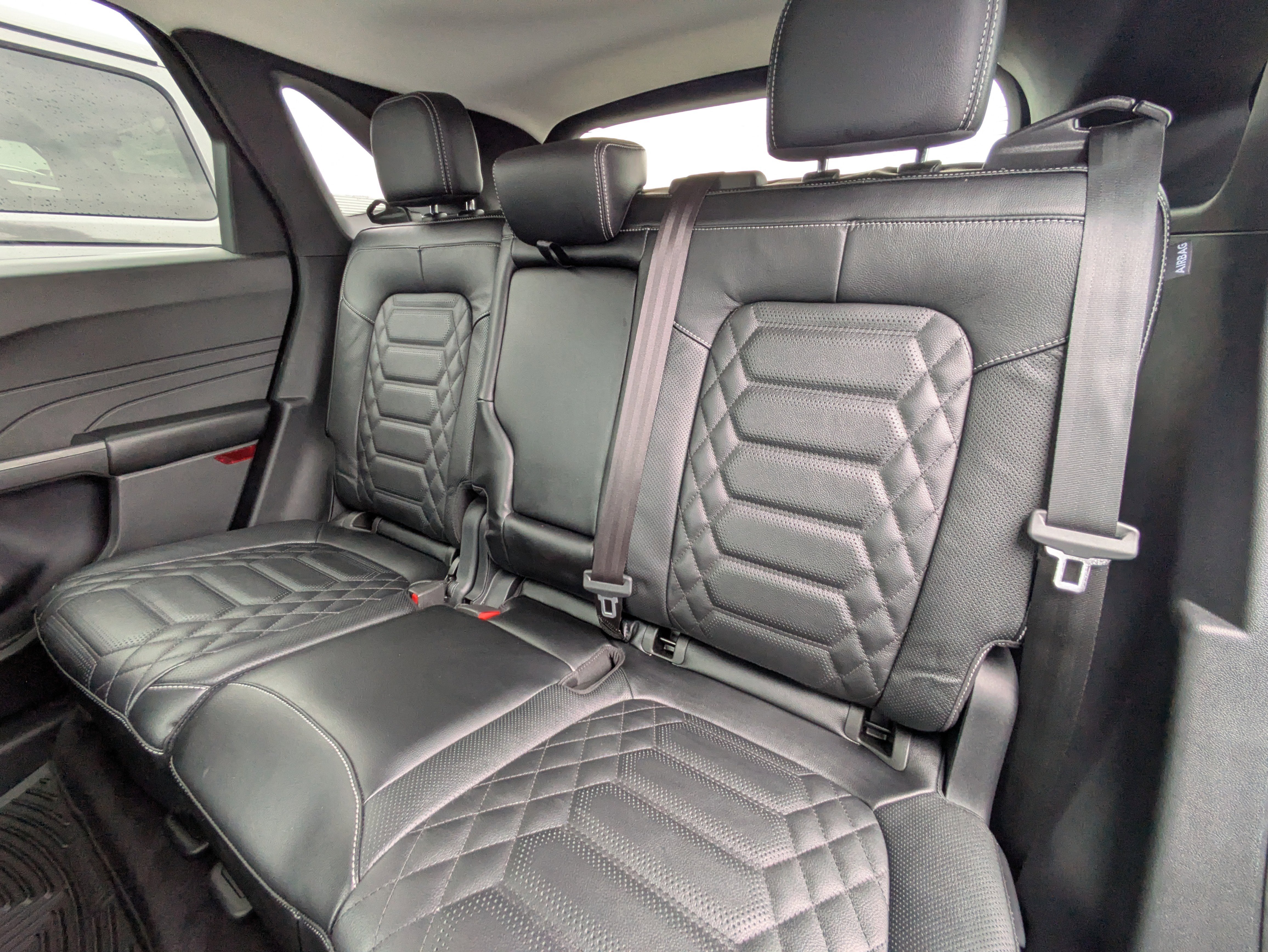 Used 2024 Ford Escape Platinum w/ Premium Technology Package image 15