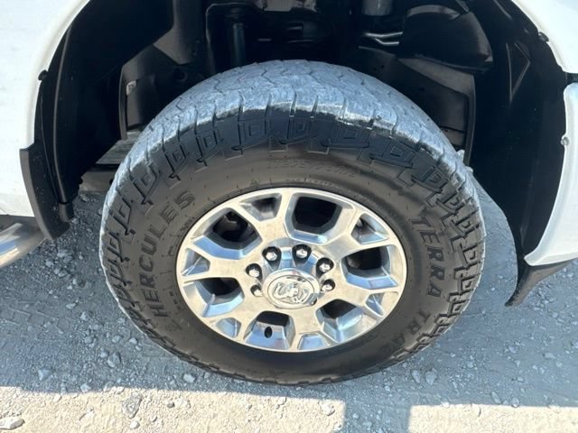 Used 2024 RAM 2500 Laramie AWD/4WD image 30