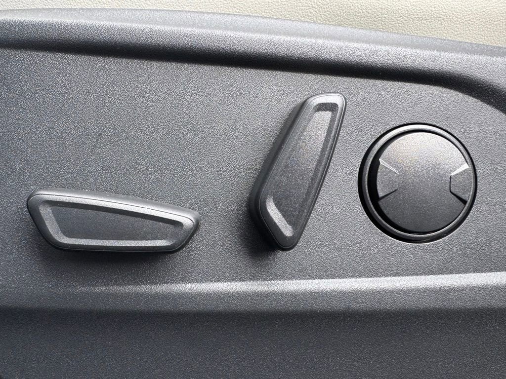 Used 2023 Ford Mustang Mach-E Premium image 19