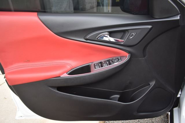 Used 2018 Chevrolet Malibu LT image 19