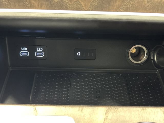 Used 2025 Genesis GV80 2.5T Prestige image 26