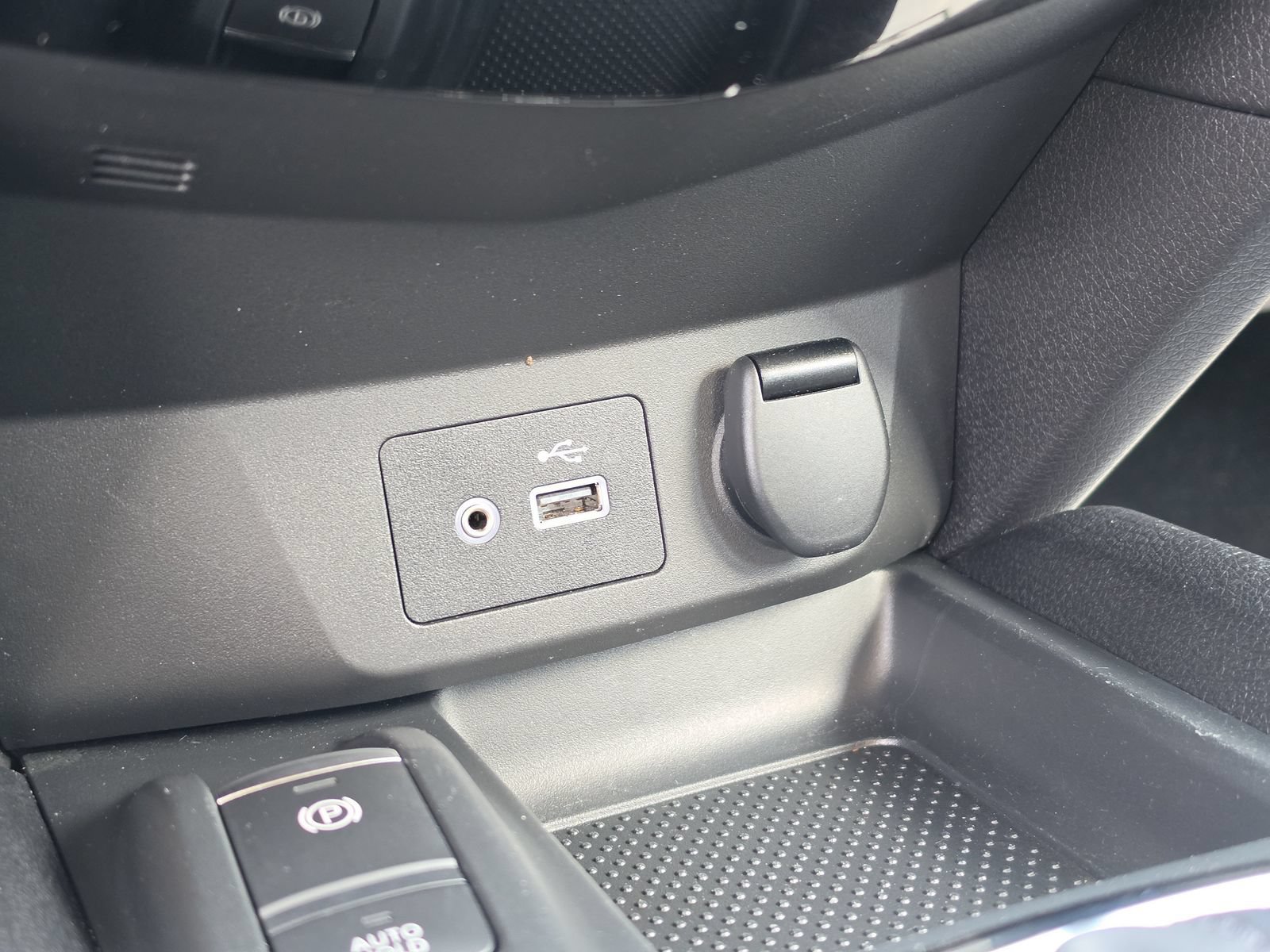 Used 2022 Nissan Rogue Sport SV w/ Technology Package FWD image 25