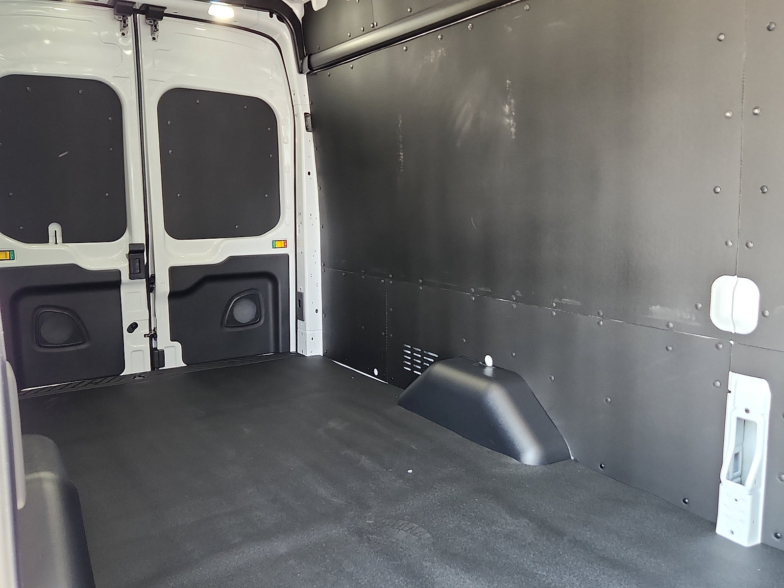 New 2026 Ford Transit 350 148 High Roof Extended w/ Load Area Protection Package RWD image 17