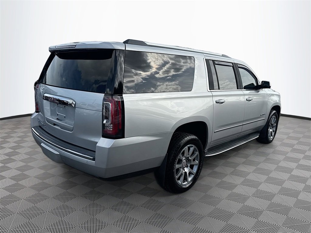 Used 2020 GMC Yukon XL Denali image 6