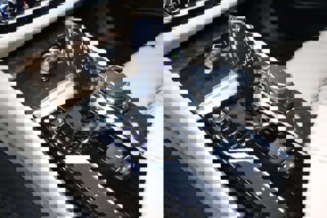 Used 2018 BMW 540i xDrive w/ Premium Package image 18