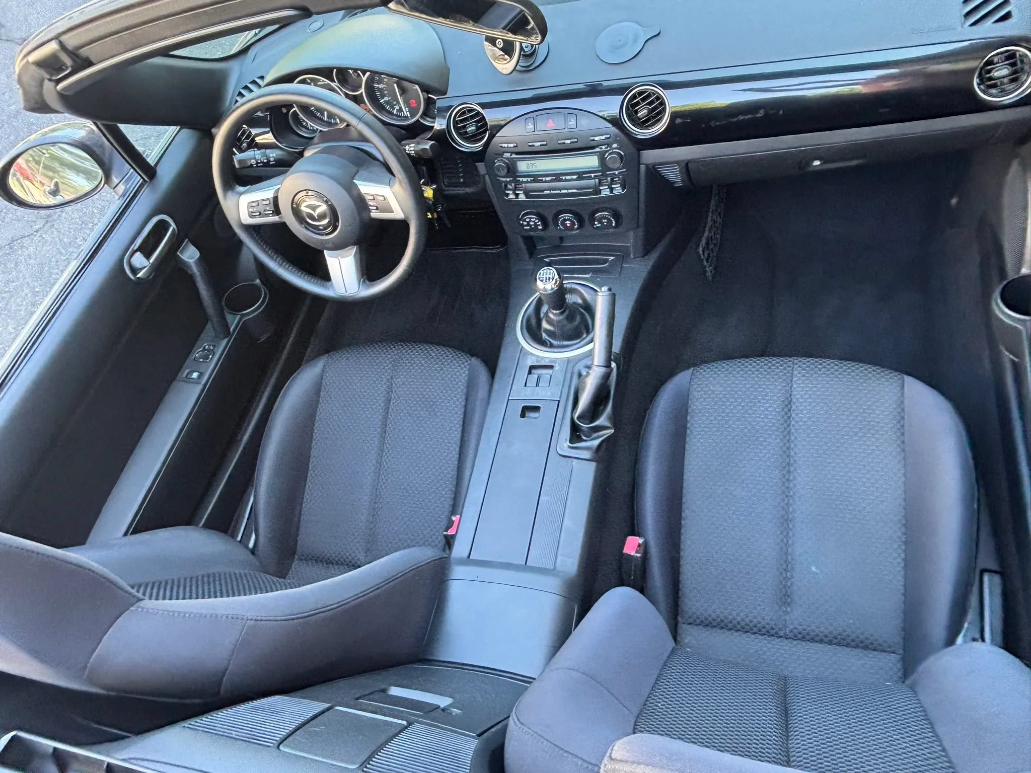 Used 2007 MAZDA MX-5 Miata Touring w/ Suspension Pkg RWD image 24