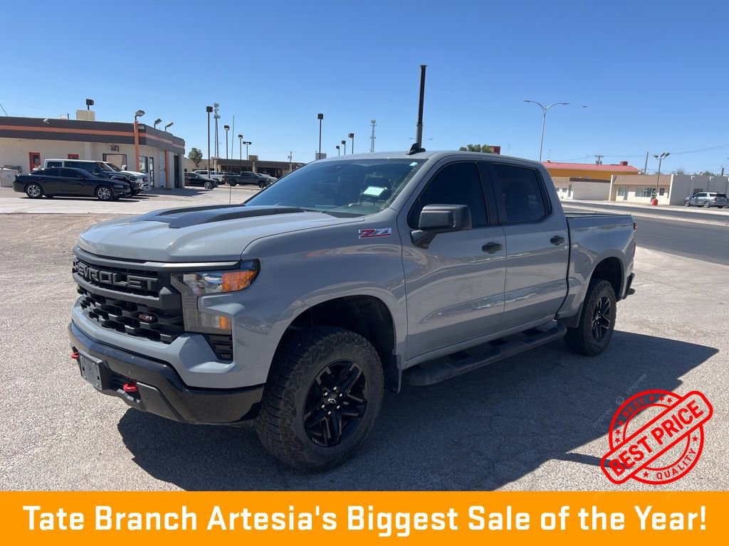 Used 2025 Chevrolet Silverado 1500 Custom Trail Boss AWD/4WD image 1