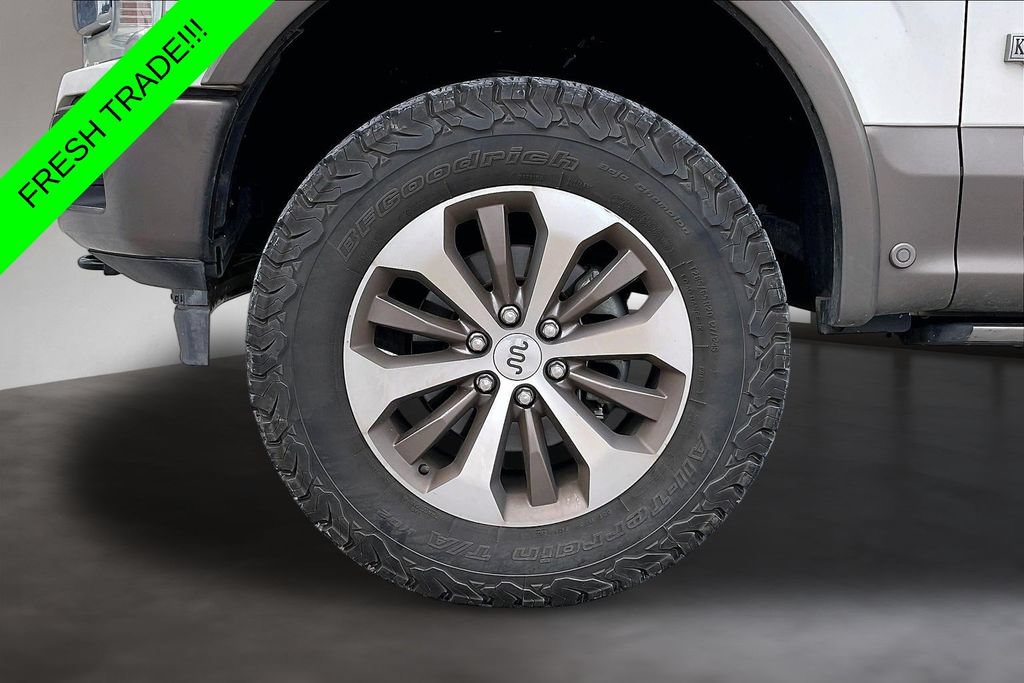 Used 2019 Ford F150 King Ranch w/ Equipment Group 601A Luxury AWD/4WD image 34