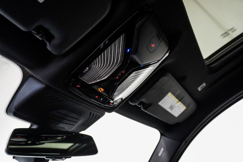 Used 2023 BMW X4 xDrive30i w/ M Sport Package image 31