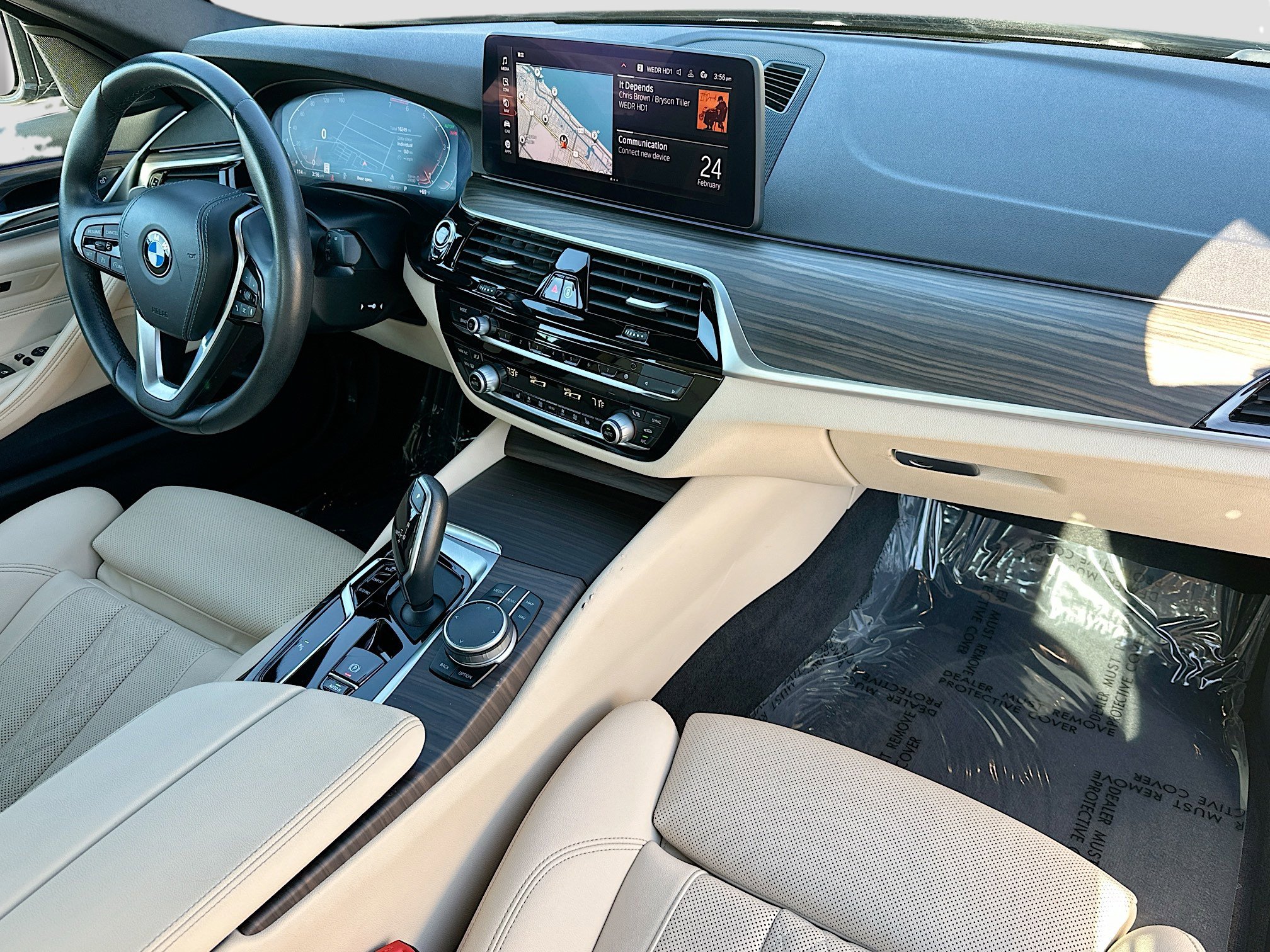 Used 2022 BMW 530i w/ Convenience Package image 34