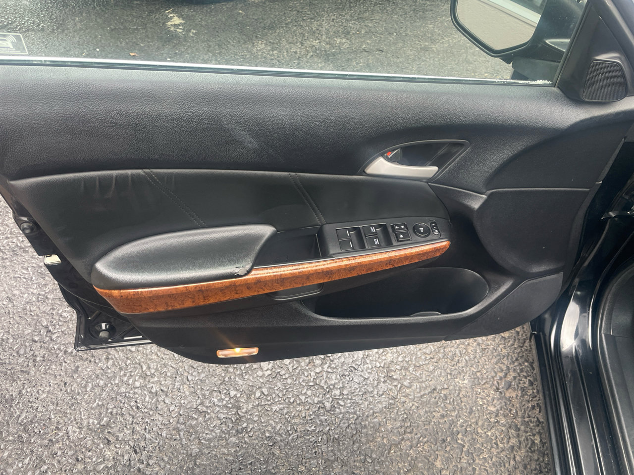 Used 2012 Honda Accord EX-L image 23