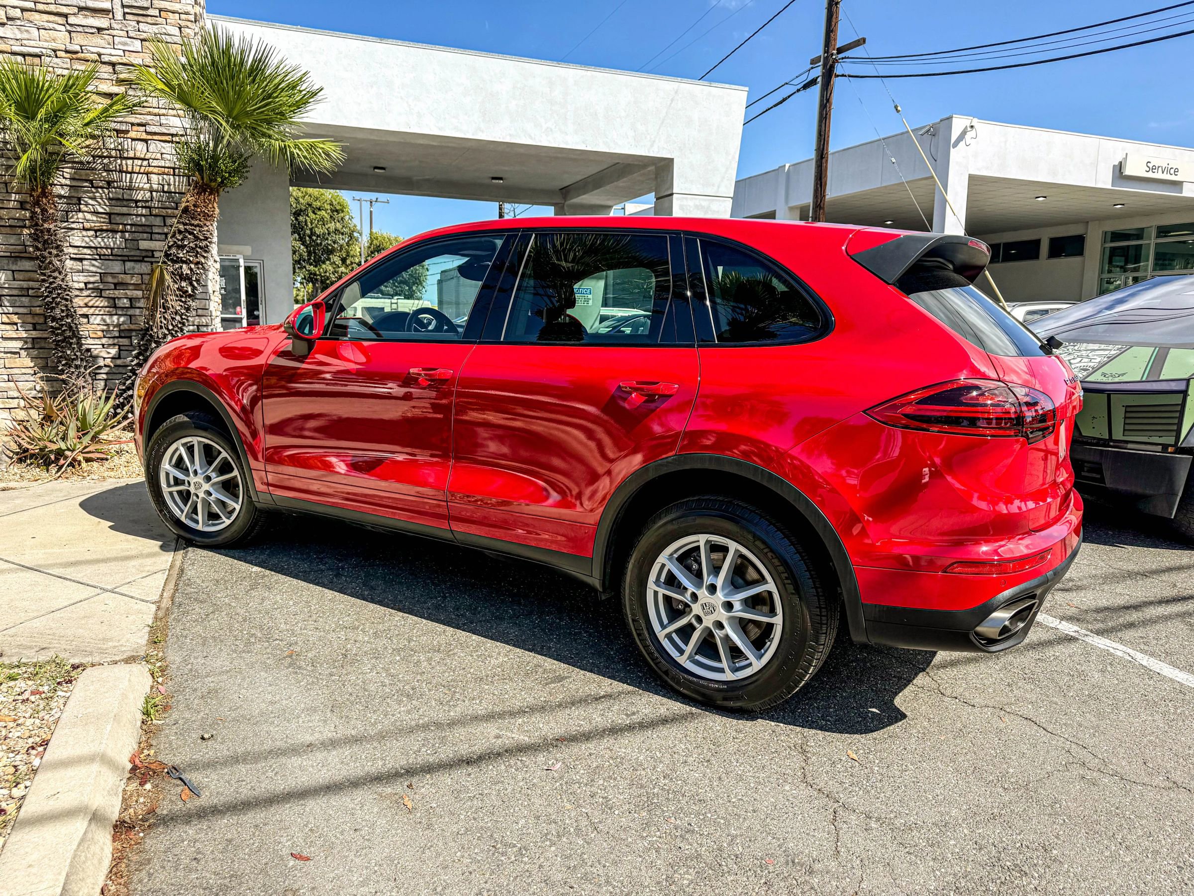 Used 2016 Porsche Cayenne AWD/4WD image 4