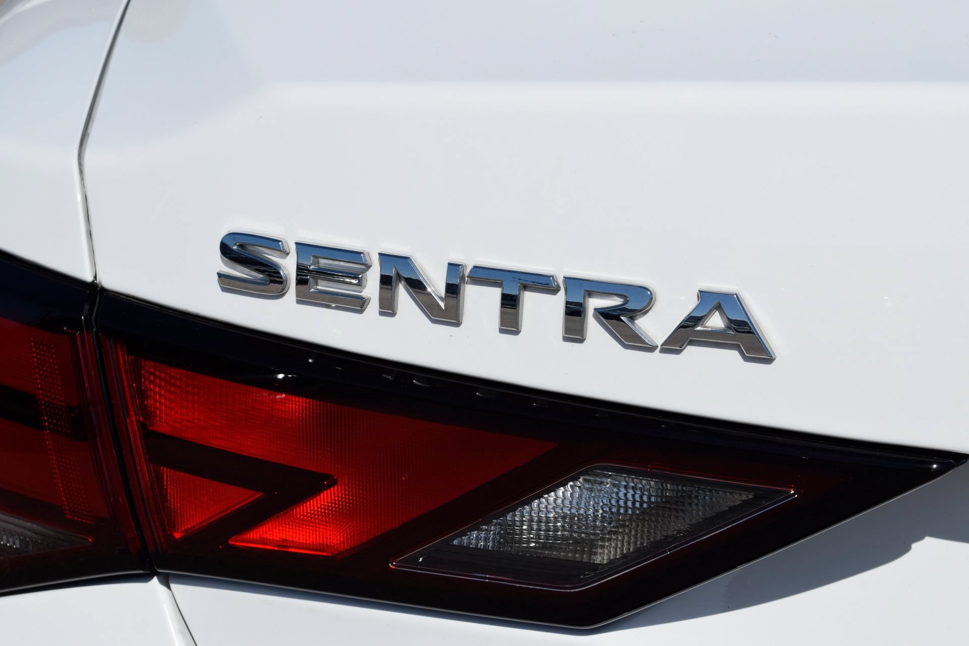 Used 2024 Nissan Sentra S FWD image 18