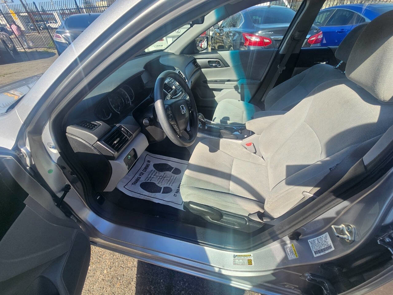 Used 2013 Honda Accord LX image 30