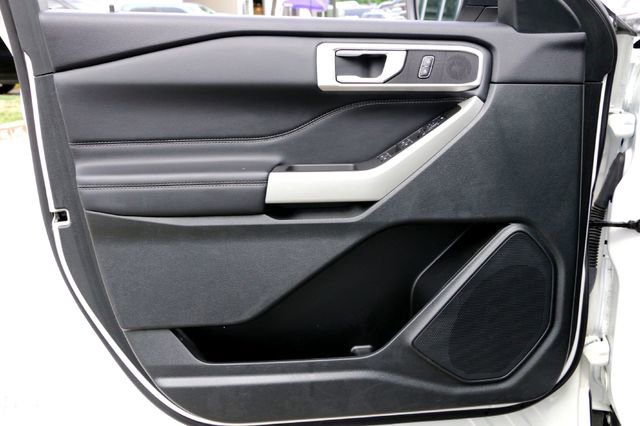 Used 2024 Ford Explorer XLT w/ Equipment Group 202A image 21