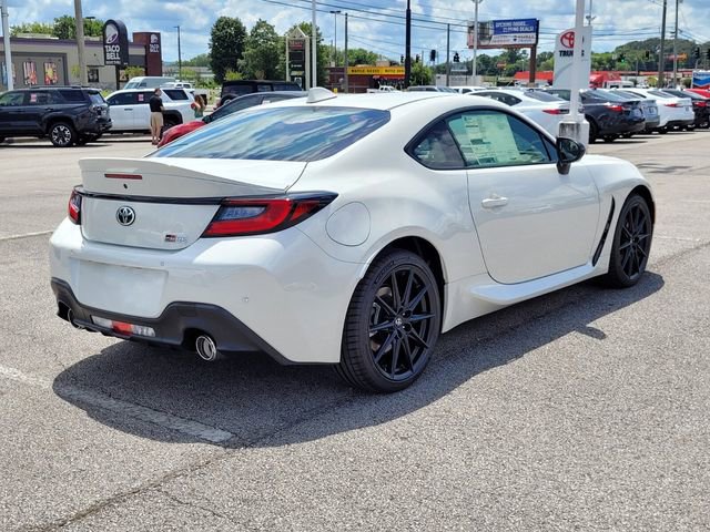 New 2025 Toyota GR86 Premium RWD image 7