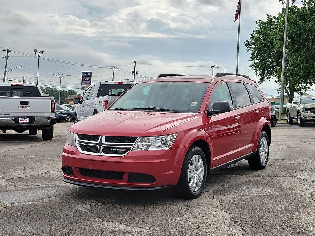 Used 2020 Dodge Journey SE FWD image 2