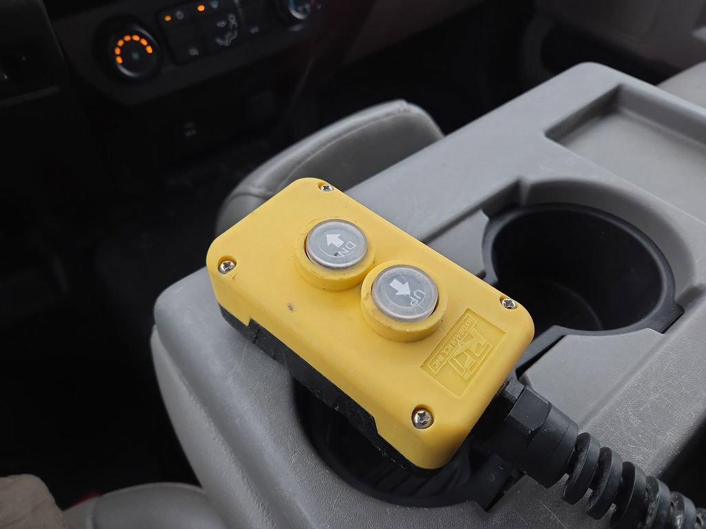 Used 2020 Ford F550 2WD Regular Cab Super Duty image 25