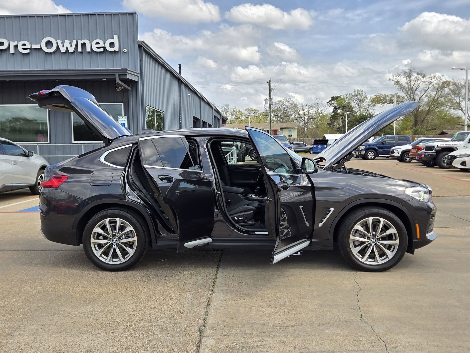 Used 2019 BMW X4 xDrive30i w/ Convenience Package image 12