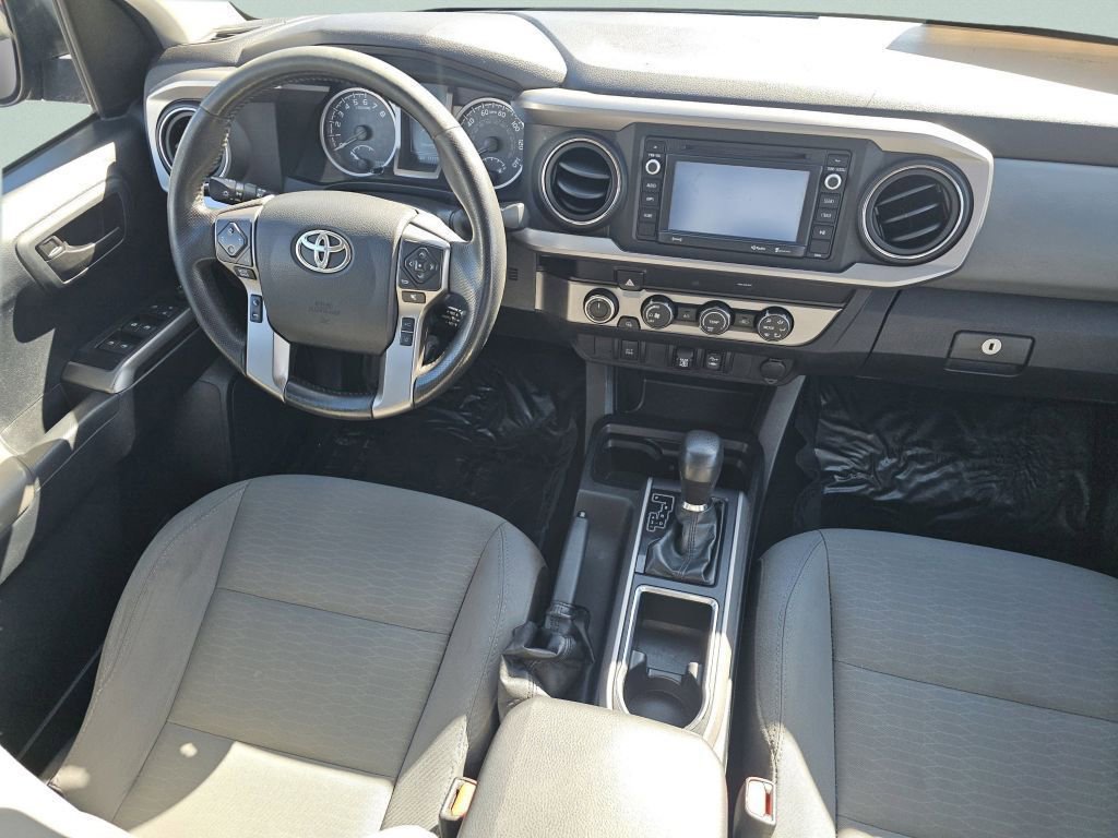 Used 2019 Toyota Tacoma SR5 AWD/4WD image 29