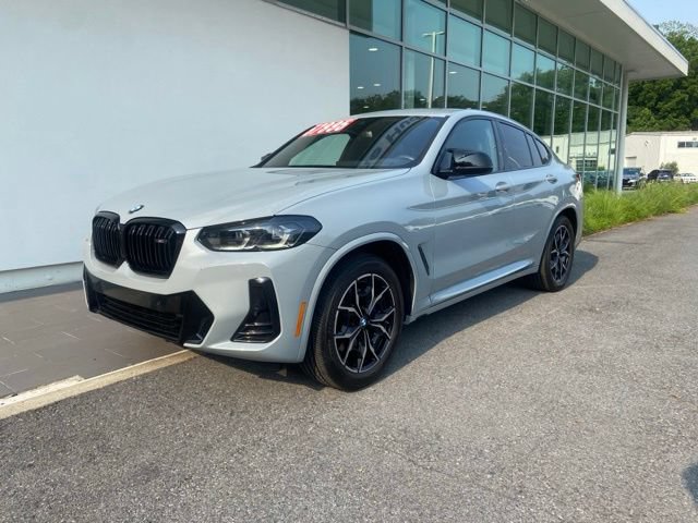 Used 2024 BMW X4 M40i w/ Premium Package AWD/4WD image 3
