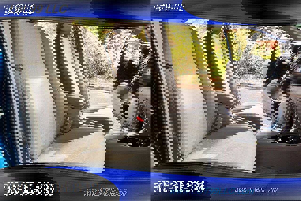 Used 2013 Honda Insight EX image 18