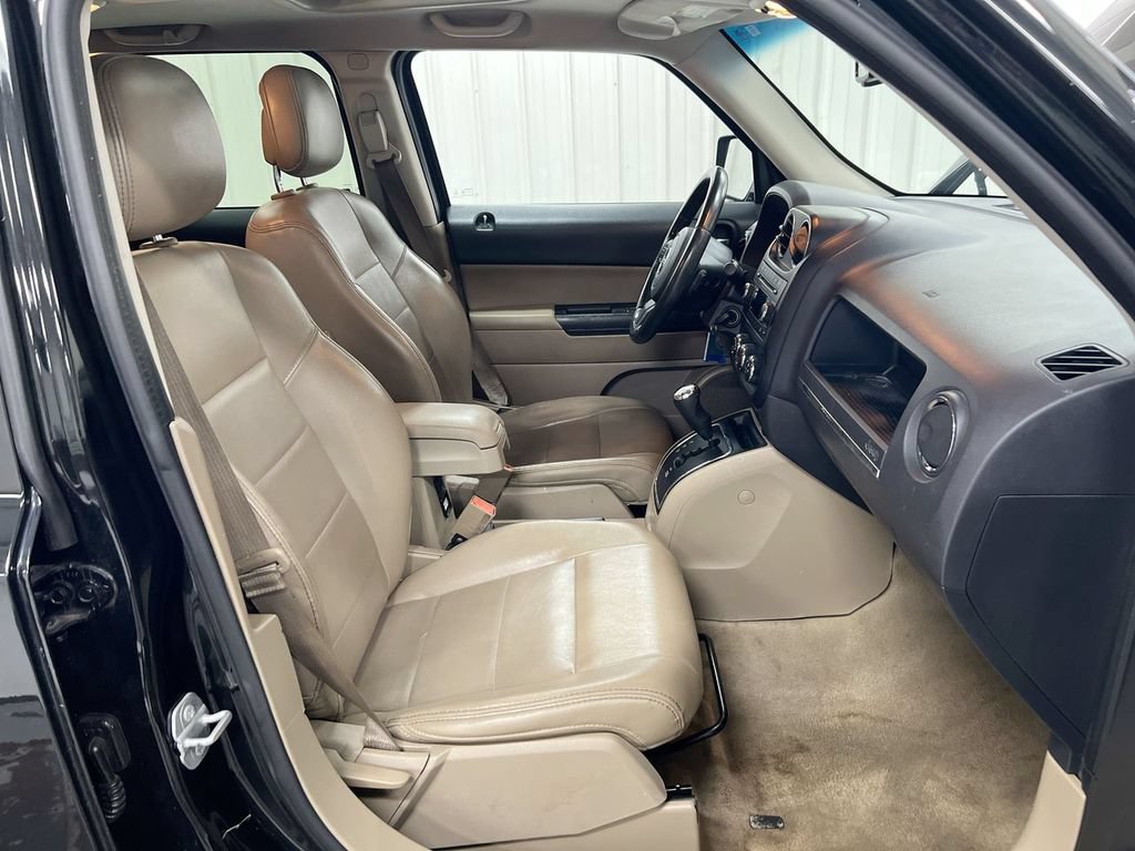 Used 2015 Jeep Patriot High Altitude AWD/4WD image 20