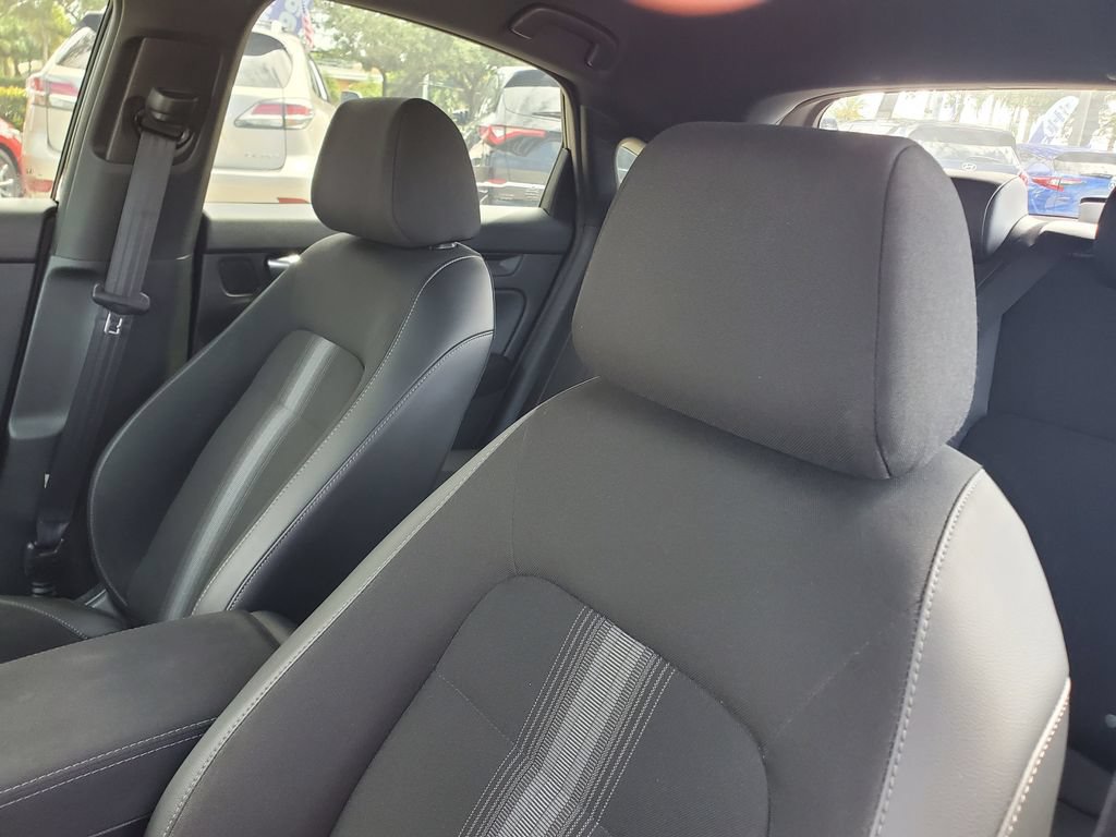 Used 2023 Honda Civic Sport image 16