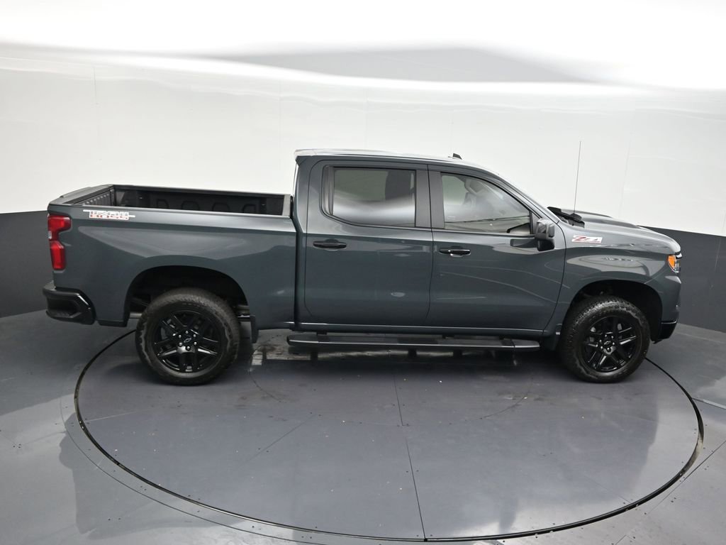 Used 2025 Chevrolet Silverado 1500 LT Trail Boss w/ Convenience Package II AWD/4WD image 22