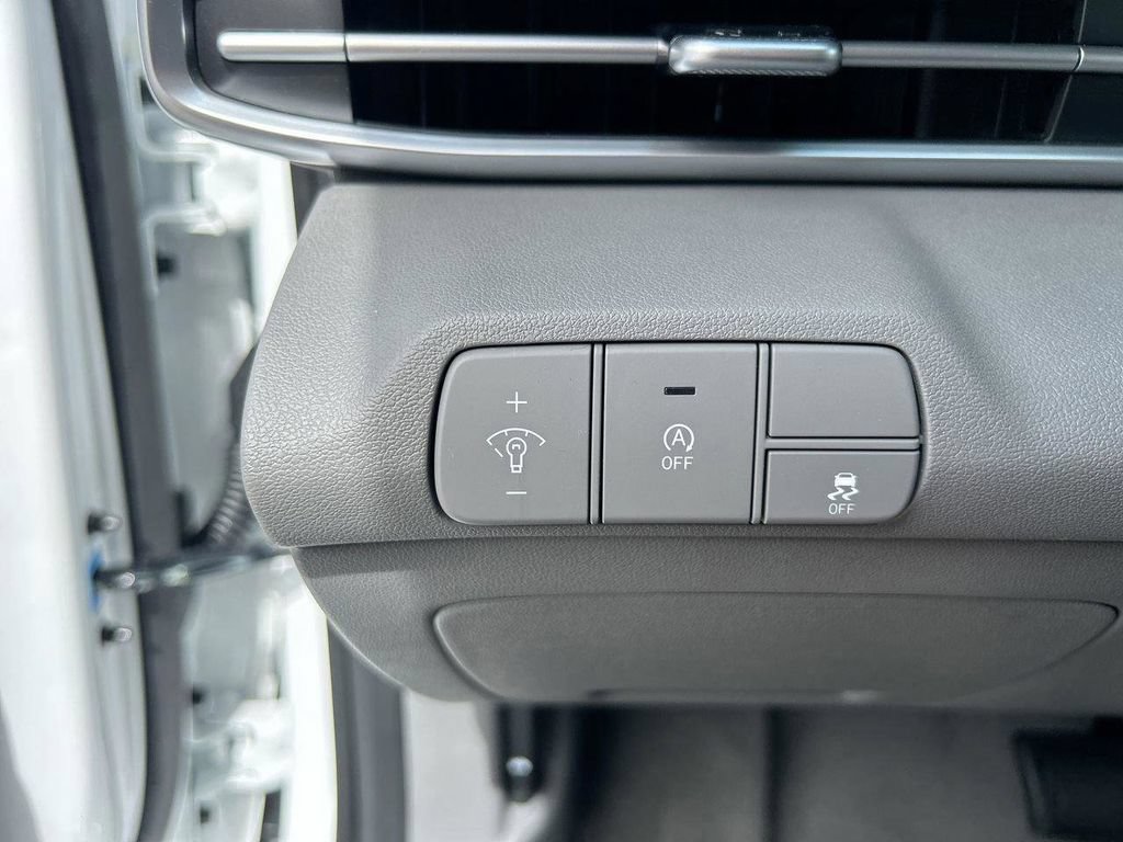 New 2026 Hyundai Elantra SE FWD image 28