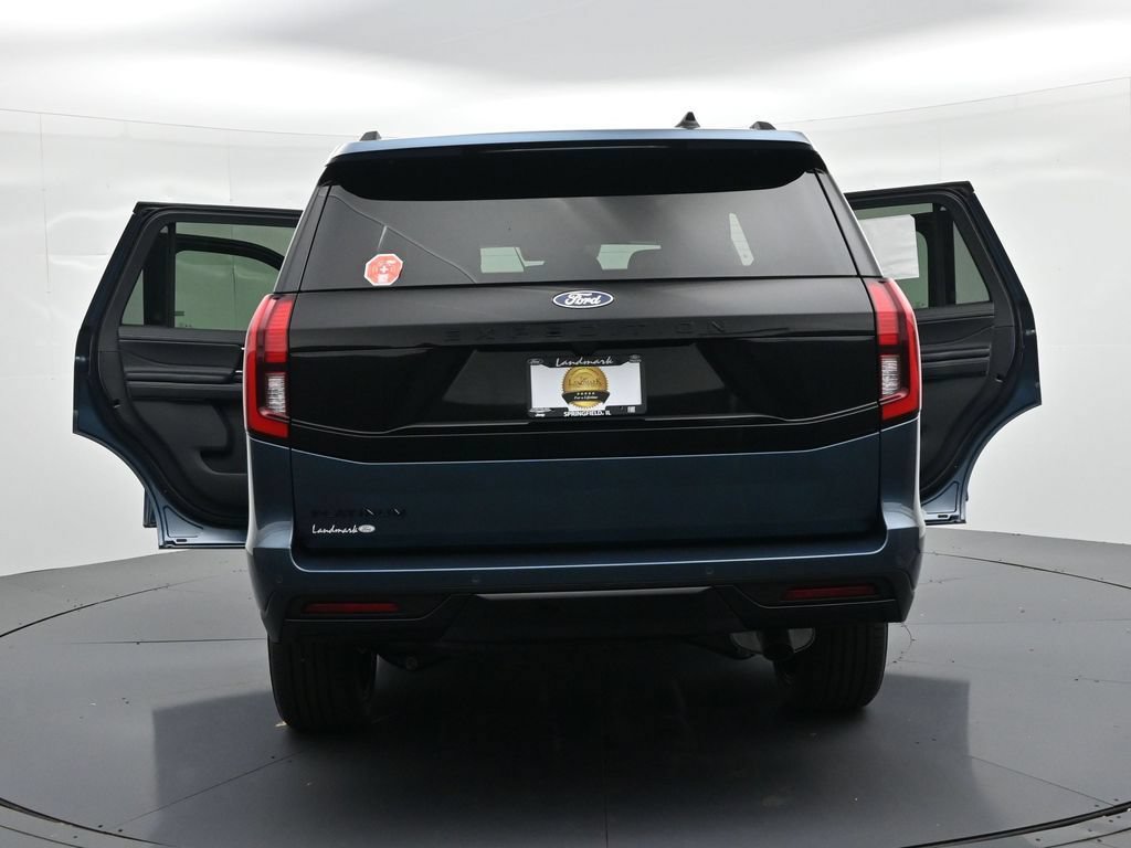 New 2027 Ford Expedition Platinum w/ Stealth Performance Package AWD/4WD image 26