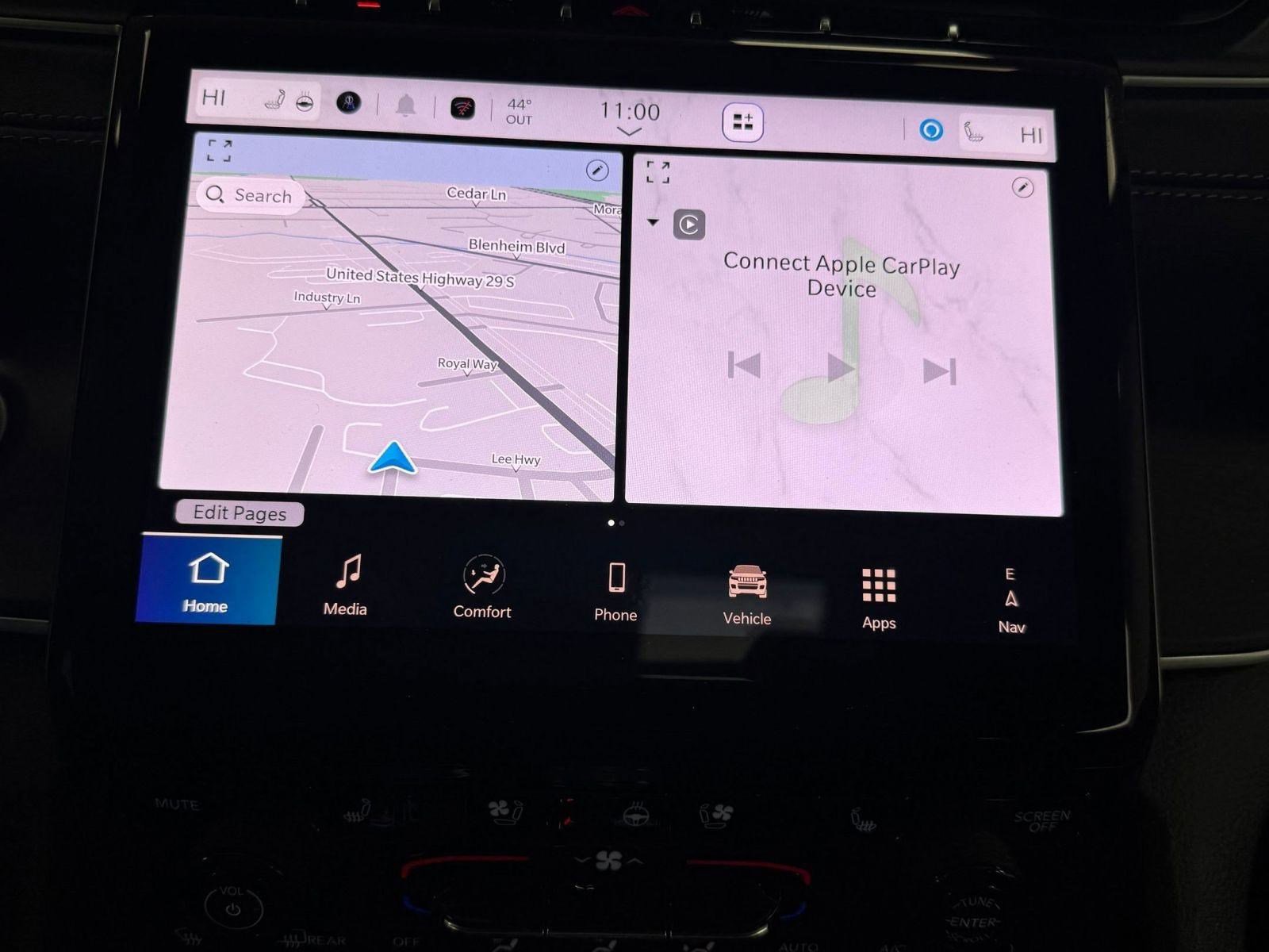 Used 2025 Jeep Grand Cherokee Limited w/ Luxury Tech Group II image 18