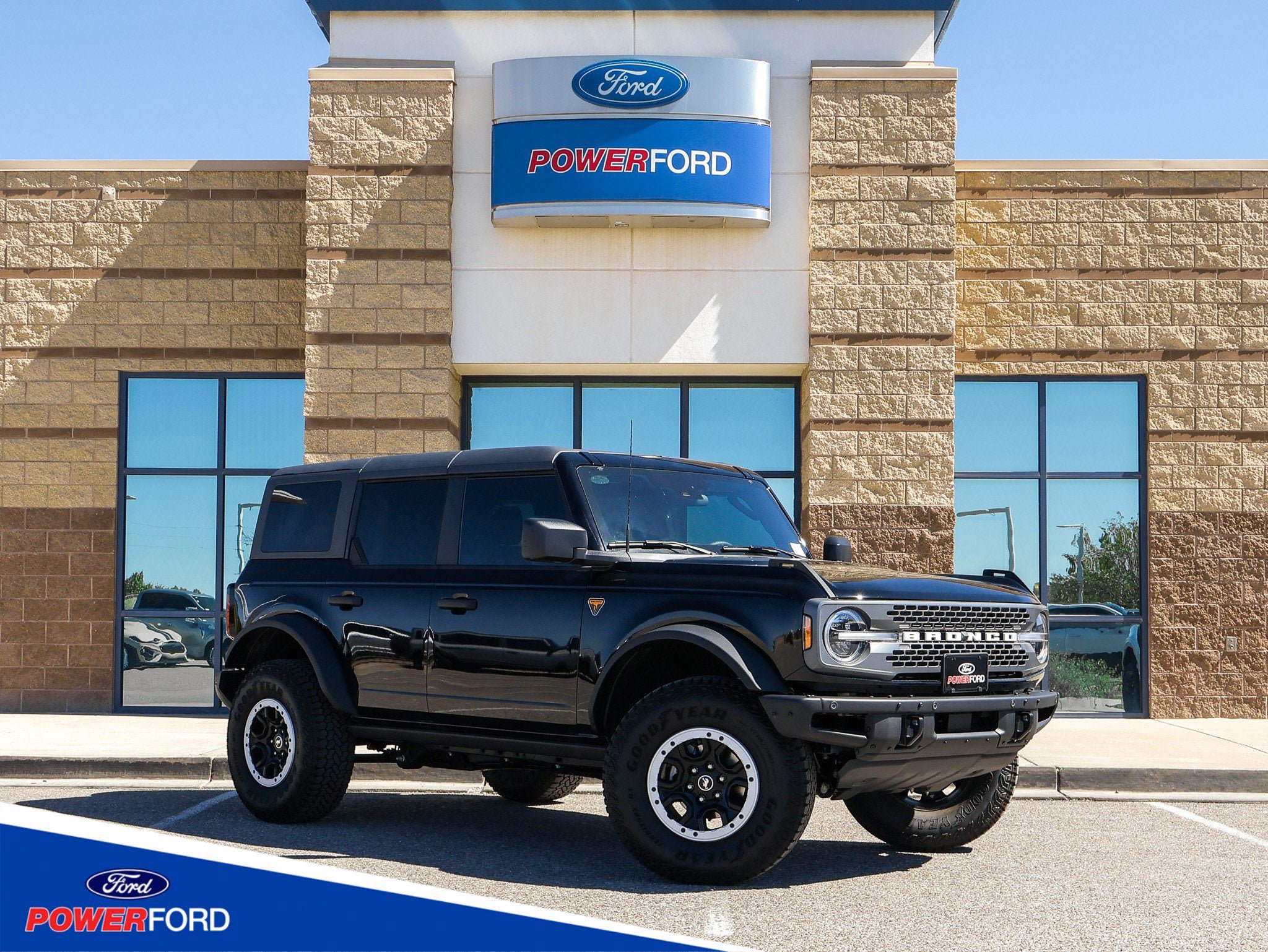 New 2026 Ford Bronco Badlands AWD/4WD image 1