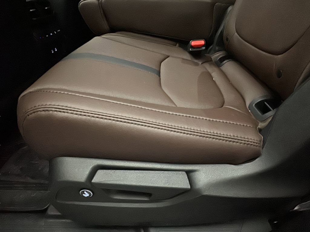 New 2026 Honda Pilot Touring image 14