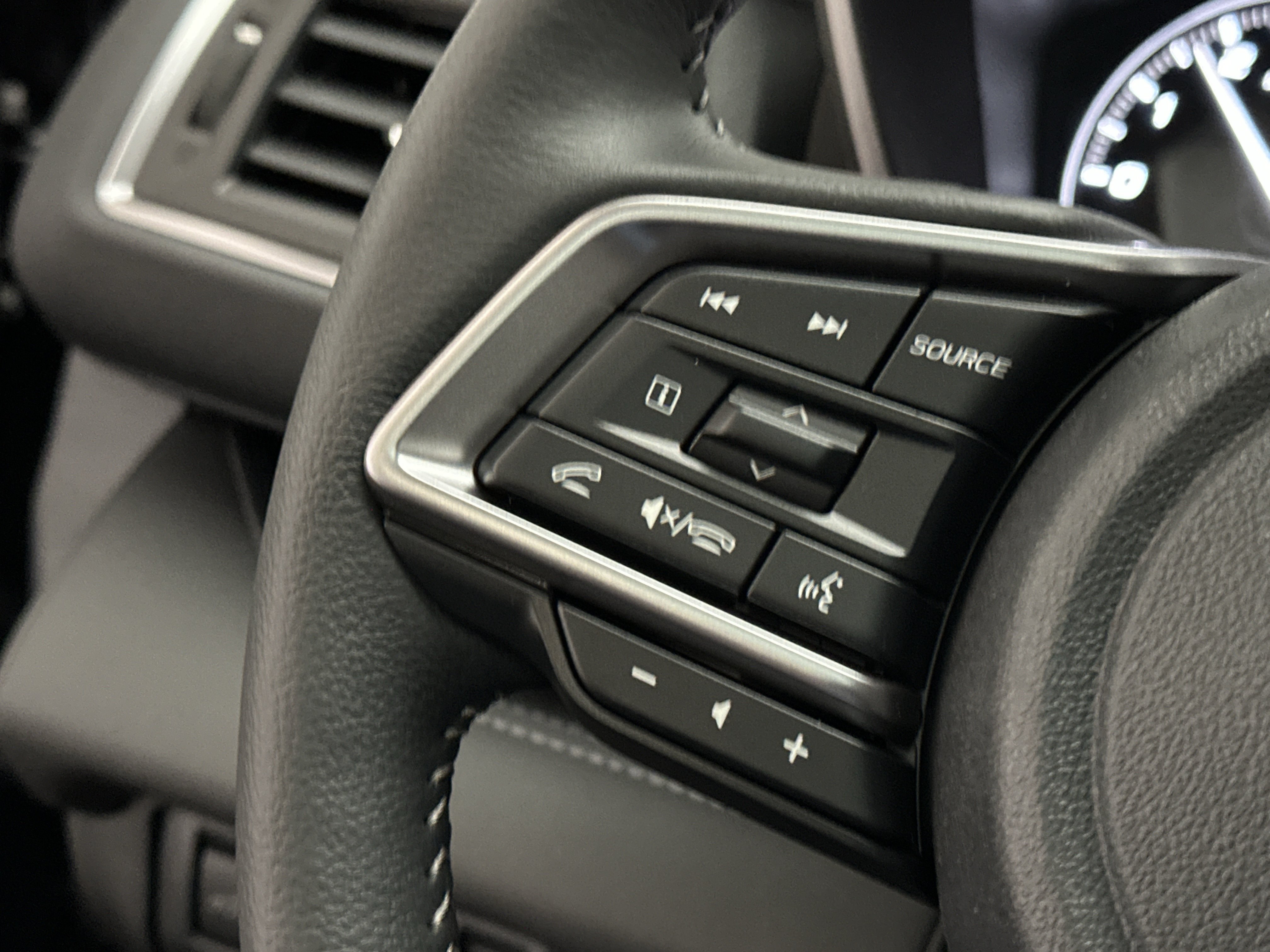 New 2027 Subaru Ascent Limited AWD/4WD image 30