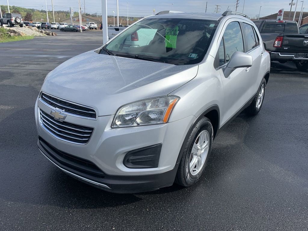 Used 2015 Chevrolet Trax LT w/ LT Plus Package image 3
