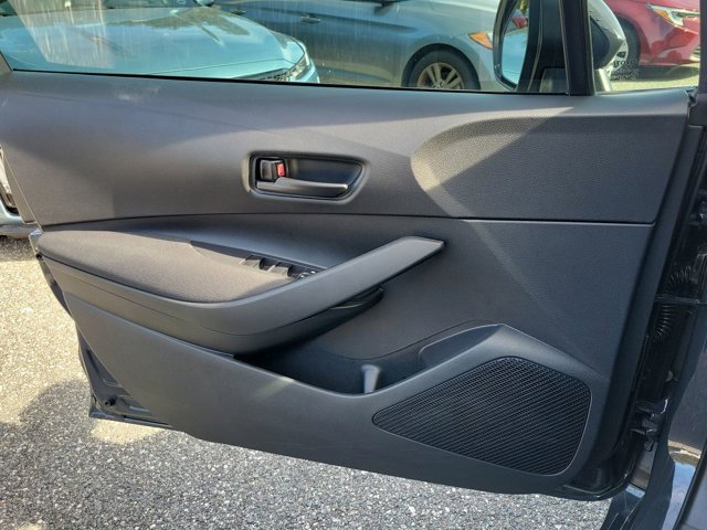 Used 2023 Toyota Corolla LE image 34