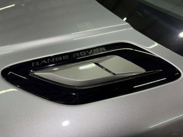 Used 2022 Land Rover Range Rover Sport HSE Silver Edition image 17