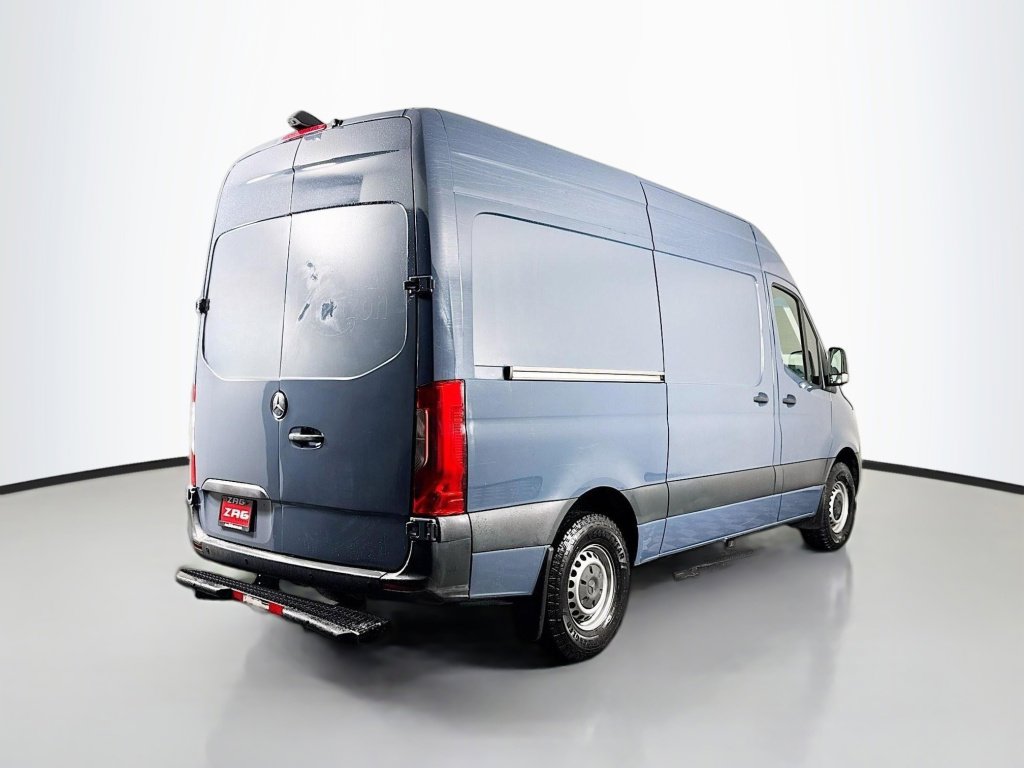 Used 2019 Mercedes-Benz Sprinter 144 image 5